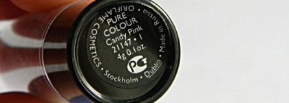 Oriflame: Pure Colour Lipsticks Candy Pink 21147 and Coral Rose 21148