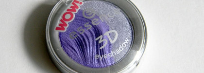 Essence: Тени для век Is it purple?, Out of the blue и Irresistible purr-ple