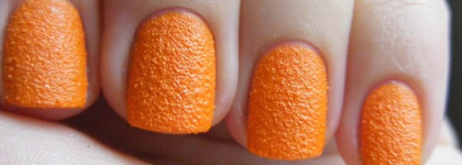 China Glaze: Nail Laquer with Hardeners Toe-Tally Textured 1190 (Texture)