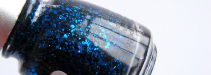 China Glaze: Nail Lacquer with Hardeners Mosaic Madness 1185 and Bling It On 1184 (Bitz ‘n Pieces Collection)