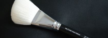 Zoeva Makeup Brushes 100 Luxe Face Finish and 114 Luxe Foxus