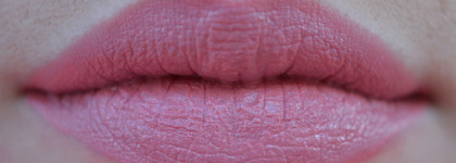 5 очень разных помад: Yves Rocher, Oriflame, Clinique, Avon