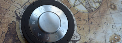 Becca - Shimmering Skin Perfector Pressed Mini - Moonstone