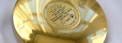 Guerlain: Ladies in All Climates Universal Illuminating Powder - Transparent