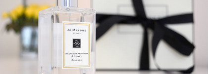 Jo Malone: Nectarine Blossom & Honey Cologne