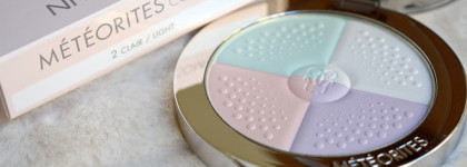 Guerlain: Météorites Compact - Colour Correcting, Blotting and Lighting Powder - 02 Light