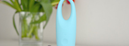 Foreo: Iris Illuminating Eye Massager