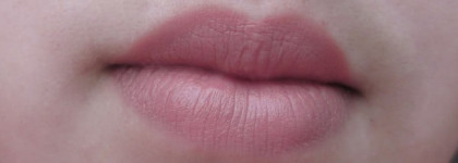 Benefit Silky-Finish lipstick Lady's choice