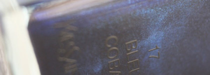 Yves Saint Laurent La Laque Couture Nail Lacquer 17 Bleu Cobalt