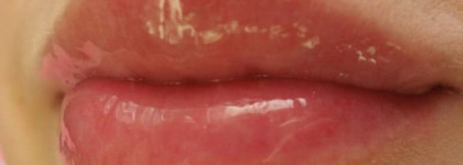 Мой верный друг - Clinique Бальзам для губ Superbalm Lip Treatment