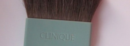 Clinique Almost Powder Makeup SPF 15 в оттенке  03 light(MF)