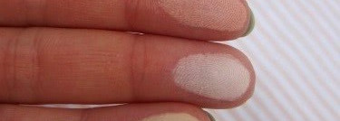 Dior Diorskin Nude Poudre Compact SPF 10 в оттенке 020 – beige praline