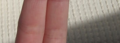 Clinique Fresh Bloom Allover Colour  в оттенках Peony 01 и Almond blossom 03