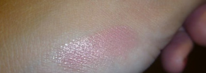 Друг загорелой шатенки Clinique High Impact Lip Colour SPF 15