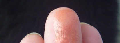 Сочный персик Sisley Phyto-Lip Shine 7 sheer peach