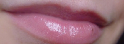 Один из любимых-Clarins Eclat Minute Instant Light Natural Lip Perfector тон 03