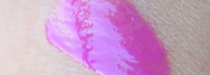 Nyx Butter Gloss в оттенке BLG 19 Sugar Cookie