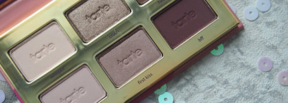 Малышка Tarte "Tartelette Tease"