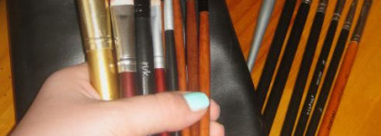 Обзор моих кистей или чем я рисую Женщину