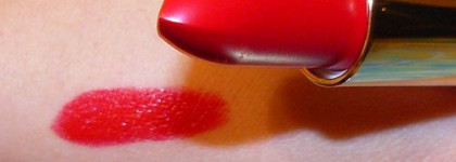 Чистая классика - алая Yves Saint Laurent Rouge Pur Couture #1