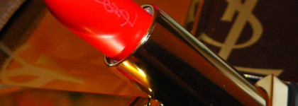 Чистая классика - алая Yves Saint Laurent Rouge Pur Couture #1