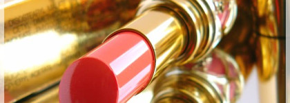 Yves Saint Laurent Rouge Volupte Shine Lipstick #15 Corail Intuitive