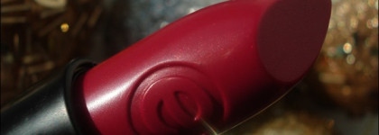 Обманщица: Essence longlasting lipstick #03 Dare to wear