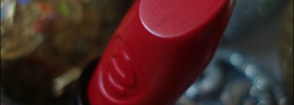 Обманщица: Essence longlasting lipstick #03 Dare to wear