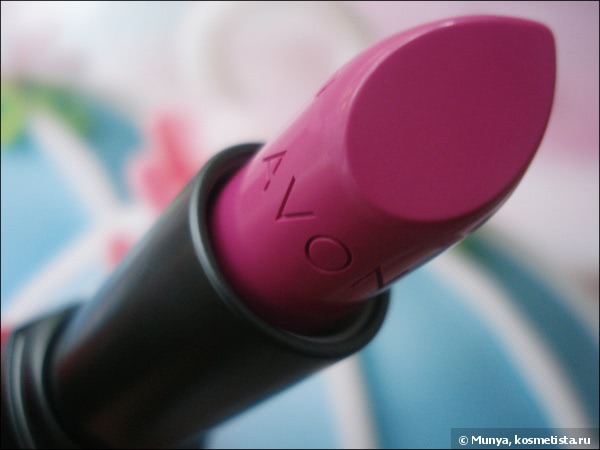 Не такая уж и матовая губная помада Avon Ultra Colour Matte Lipstick