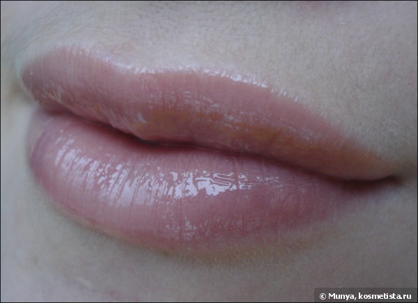 Увлажняющий блеск для губ Artdeco Hydra Lip Booster #36 Translucent rosewood