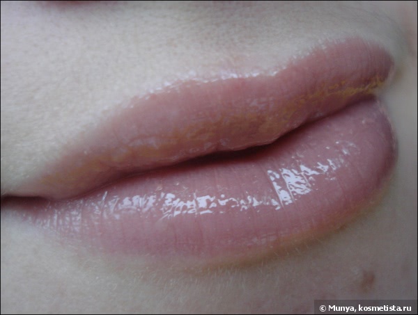 Увлажняющий блеск для губ Artdeco Hydra Lip Booster #36 Translucent rosewood