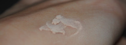 Моя идеальная рассыпчатая пудра Clinique Blended Face Powder and Brush #03 transparency