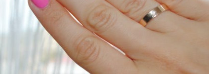 Лак для ногтей Rimmel Lycra Pro 291 Urban Princess и веселые горошки