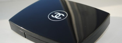 Пудра для лица Chanel Vitalumiere Eclat Comfort Radiance Compact Makeup SPF 10 (B R 30 Beige Rose – Sable)