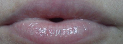 Clarins Eclat Minute Instant Light Natural Lip Perfector № 03 — Блеск для губ из серии "Где мои губы?"