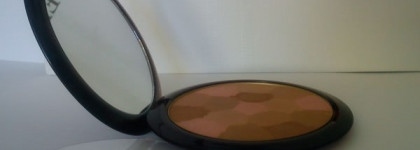 Guerlain Light Sheer Bronzing Powder — Легкая пудра Terracotta Light с эффектом загара,оттенок  02 Blondes. Или пост о том,как часто мы покупаем косметику по принципу " Я это хочу и точка"
