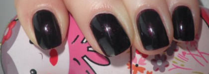 Чёрная вишня от OPI Black Cherry Chutney