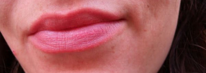 Perfect Rouge Glowing Matte матовая помада с эффектом мерцания PK 224