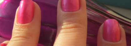 Розовый неон от Orly  Berry Swee