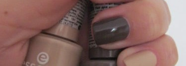 Законодатель моды и ириска. Essence Colour & go No 71 trendsetter, Essence nude glam No 05 toffee to go