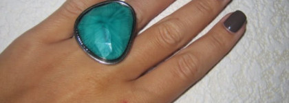 Законодатель моды и ириска. Essence Colour & go No 71 trendsetter, Essence nude glam No 05 toffee to go