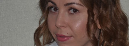 Эффект градиента с Benefit They`re  Realidouble the lip Lusty Rose