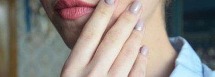 Идеальный и повседневный Golden Rose Matte lipstick Krayon в оттенке 11