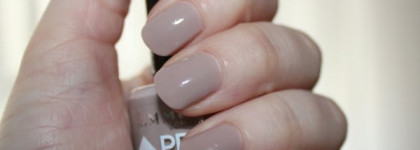 Rimmel Lycra Pro №367 Bare necessities и №290 Pastel perfection