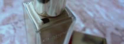 Тональный крем Skin Illusion, помада-блеск Joli Rouge и много подарков от марки Clarins