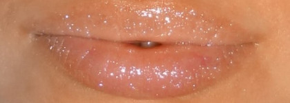 Как я ходила в магазин за Chanel, а вернулась с Pupa Lip Perfection Ultra Reflex 01