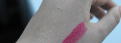 Увлажняющая помада-бальзам для губ интенсивного цвета Clinique Chubby Stick Intense Moisturizing Lip Colour Balm № 05 Plushest Punch