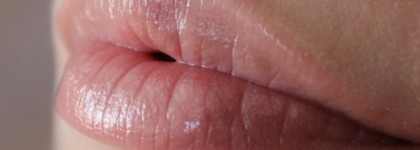 Блеск для губ Inglot Sleeks Cream Lip Paint в оттенках № 92 и № 96