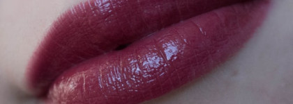 Clarins Rouge Prodige Lipstick  в оттенке 135 Dark Cherry