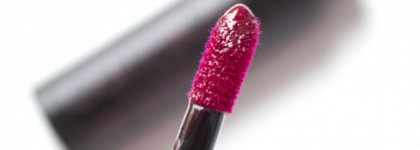 Устойчивый лаковый блеск для губ Catrice Wet Shine Stain Lip Lacquer в оттенке 03 Fatal